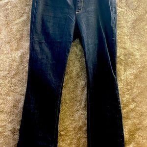 Jessica Simpson bout cut jeans like new
